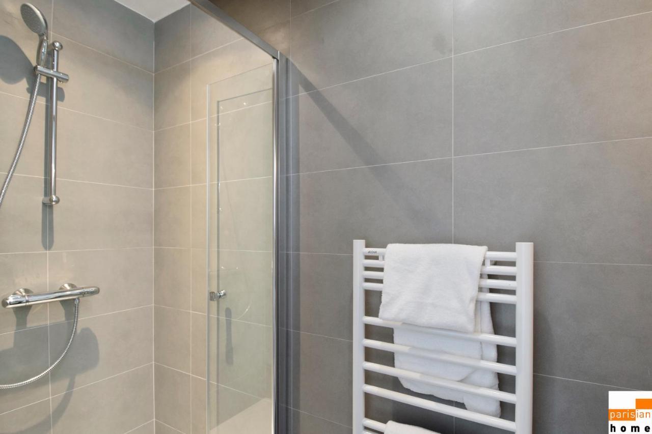 202095 - Charming Apartment For 6 People In The Heart Of Parijs Buitenkant foto