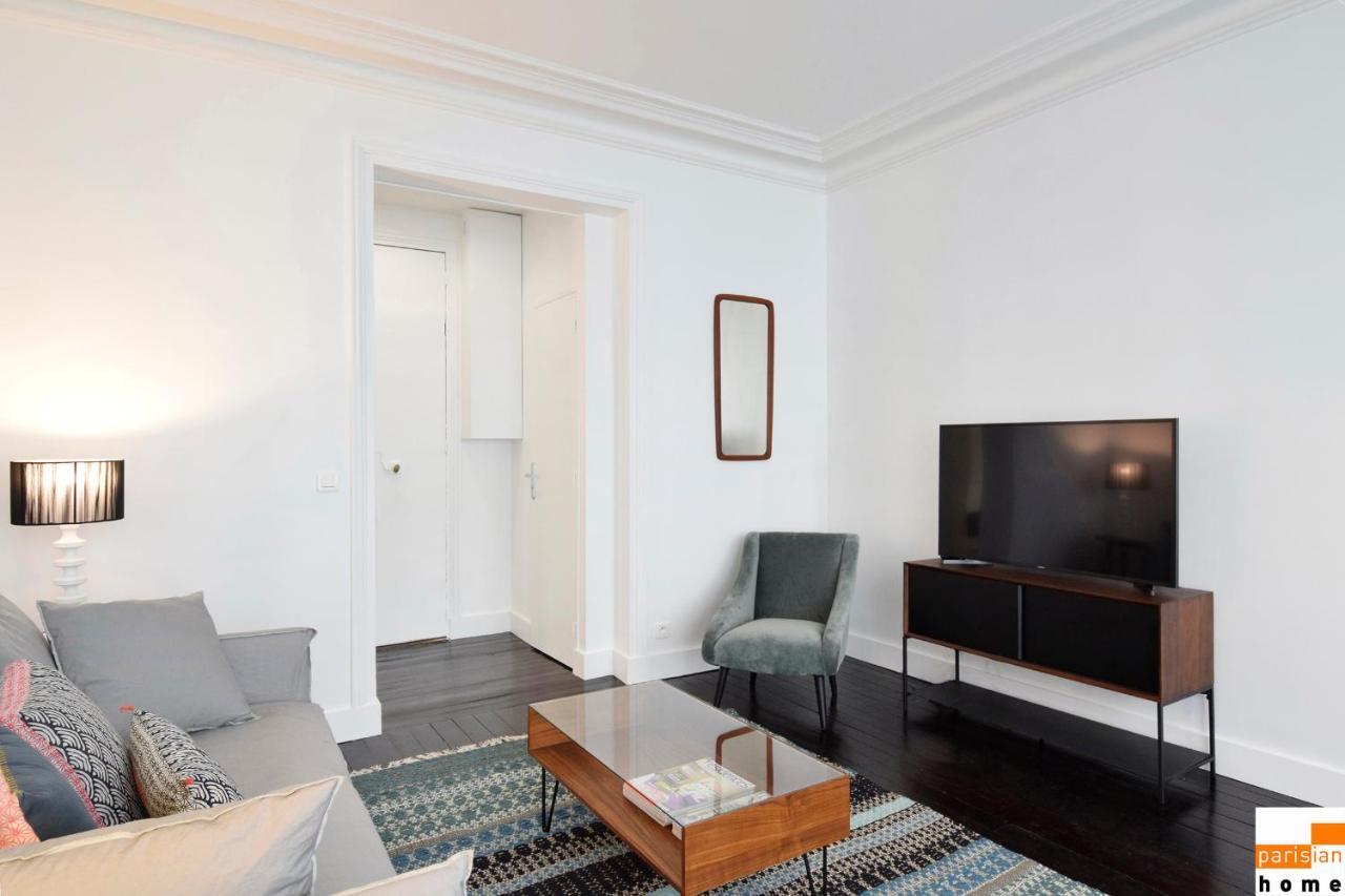 202095 - Charming Apartment For 6 People In The Heart Of Parijs Buitenkant foto